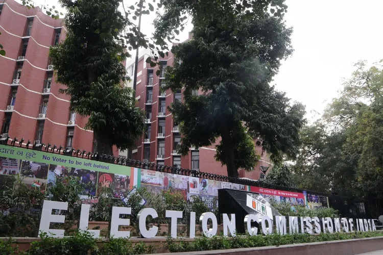 لوک سبھا کی ایک، اسمبلی کی چار سیٹوں پر ضمنی انتخابات کا اعلان
