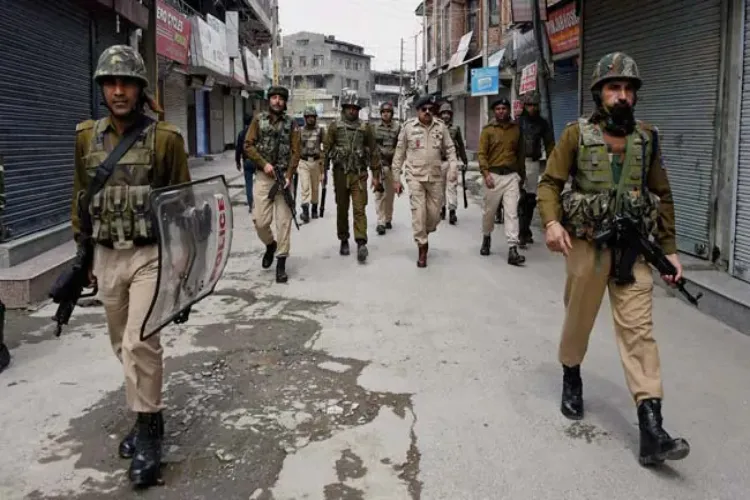 کشمیر: بانڈی پورہ میں لشکرسے جڑے 7 جنگجو گرفتار