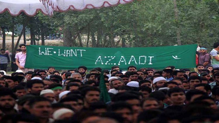 مقبوضہ کشمیر کے  قوم پرستوں  کو  جو کشمیر کے پاکستان سے الحاق   کی حمایت نہیں کرتے ، انہیں راستے سے ہٹایا جا رہا ہے