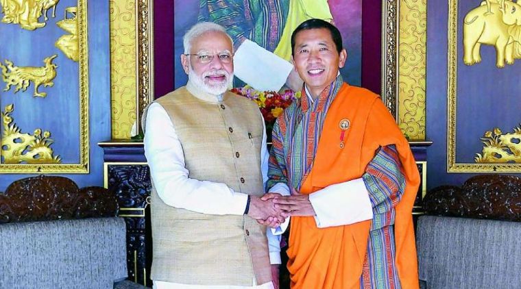 وزیراعظم نریندر مودی نے اور  بھوٹان کے وزیراعظم ڈاکٹر لوٹے تشیرنگ