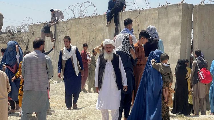 Britain Will Give Shelter To 20,000 Afghan Refugees