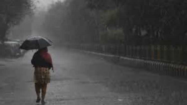 دہلی میں بارش کا 11 سالہ ریکارڈ ٹوٹ گیا

