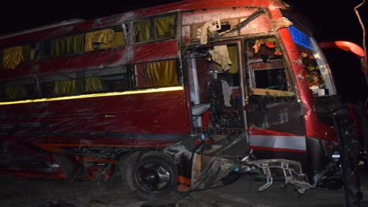اِٹاوہ:بس ٹرالی سے ٹکرائی4کی موت ، 31 زخمی

