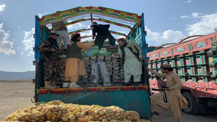 کابل: پاکستان جانے والے اسمگلروں کا گروہ گرفتار