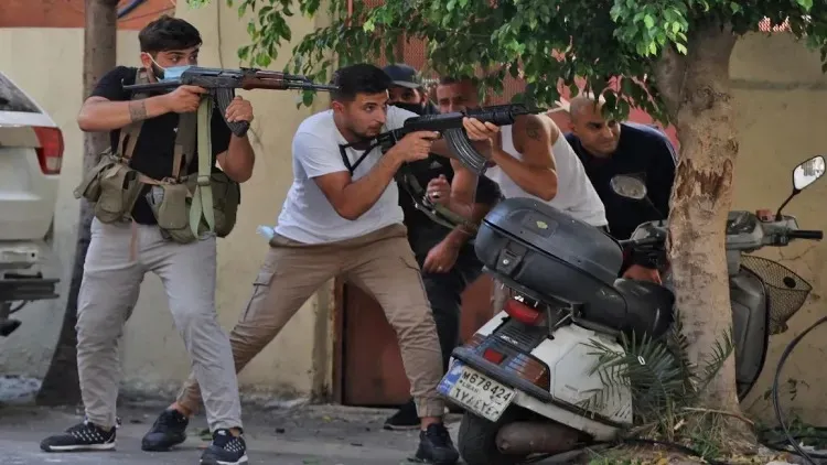  کسی بھی اسلحہ بردار شخص کو گولی مار دی جائے: لبنانی فوج