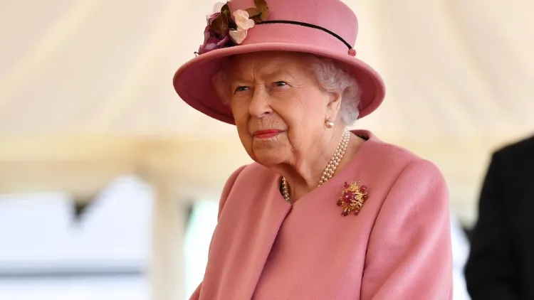 ملکہ برطانیہ کا بزرگ ایوارڈ لینے سے انکار

