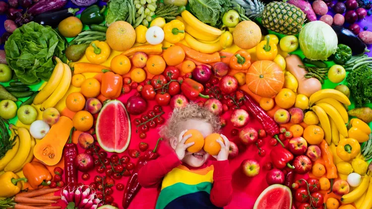 پھل اور سبزیاں کھلائیں، بچوں کا دماغ مضبوط بنائیں