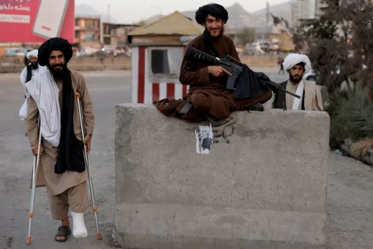 افغانستان: سرکاری ملازمین کو تنخواہوں کی ادائیگی شروع‘