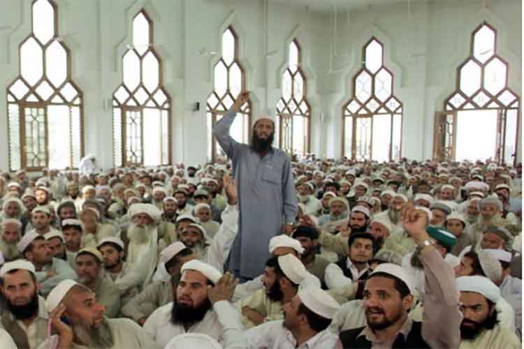 علما نے کیا طالبان سے اپنی سیکیورٹی بڑھانے کا مطالبہ