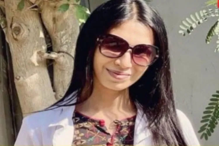  سارہ گِل : پاکستان کی پہلی خواجہ سرا ڈاکٹر 