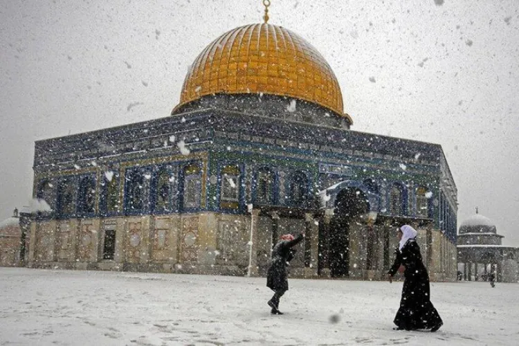 مشرقی یروشلم : زبردست برفباری سے عام زندگی مفلوج