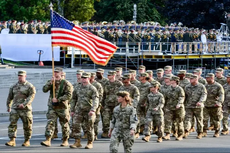 یوکرین : امریکہ کا مشرقی یورپ میں ‘جلد ہی‘ فوج بھیجنے کا اعلان