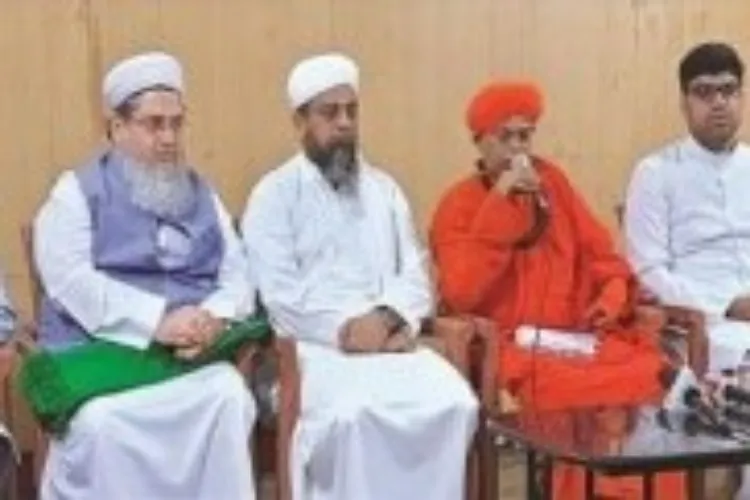حجاب کے نام پر مذہبی جذبات مجروح کرنا شرمناک: کرناٹک کے مذہبی رہنماوں کا بیان