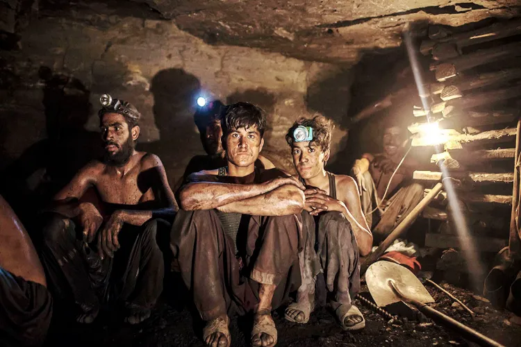 بلوچستان:کوئلے کی کان میں پھنسے مزدور 