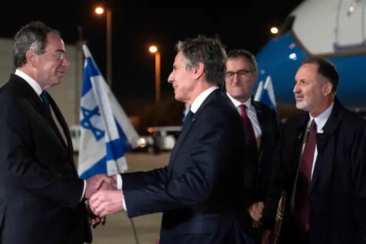 اسرائیل۔عرب ممالک کے درمیان رشتوں کو مضبوط کرنے تل ابیب پہنچے امریکی وزیرخارجہ

