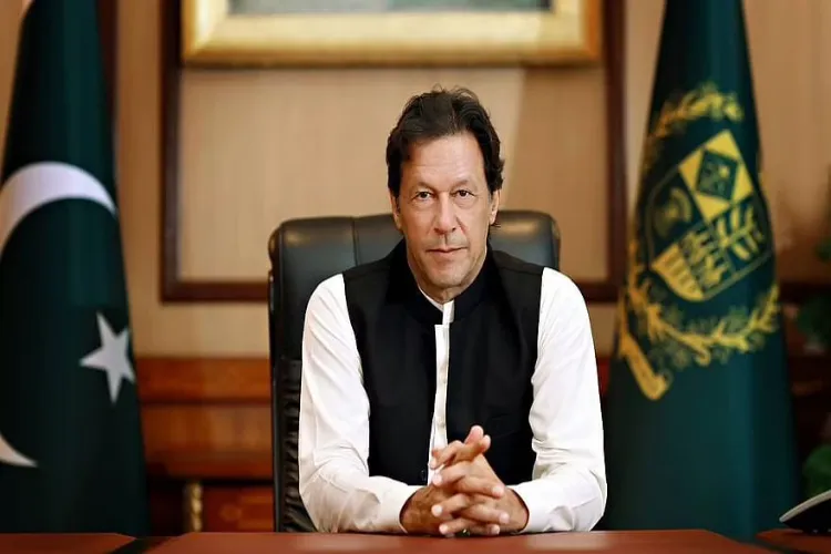 پاکستان:  64 فیصد پاکستانی عمران خان کے ساتھ