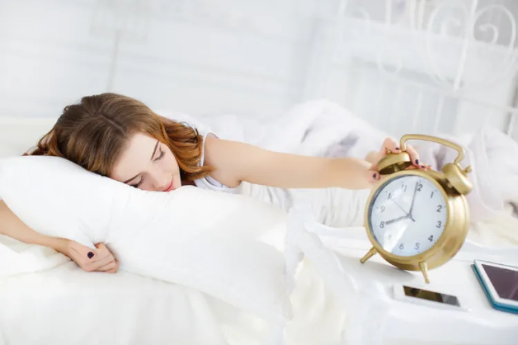 پانچ گھنٹے سے کم اور نو گھنٹے سے زیادہ سونا صحت کے لیے نقصان دہ