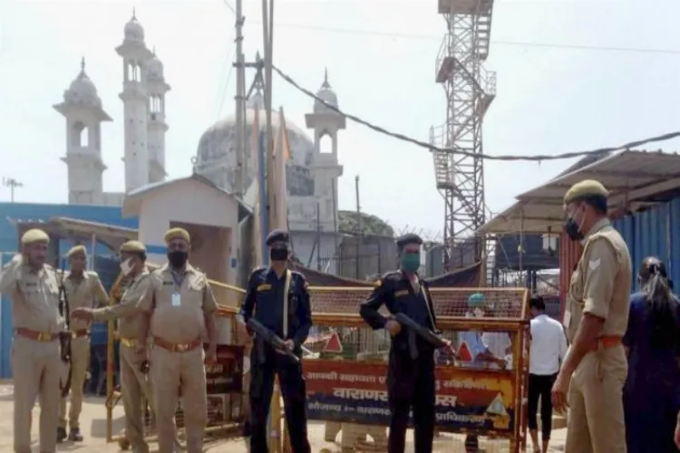گیان واپی مسجد: بھاری پولیس بندو بست  میں  ویڈیو گرافی اور معائنہ شروع