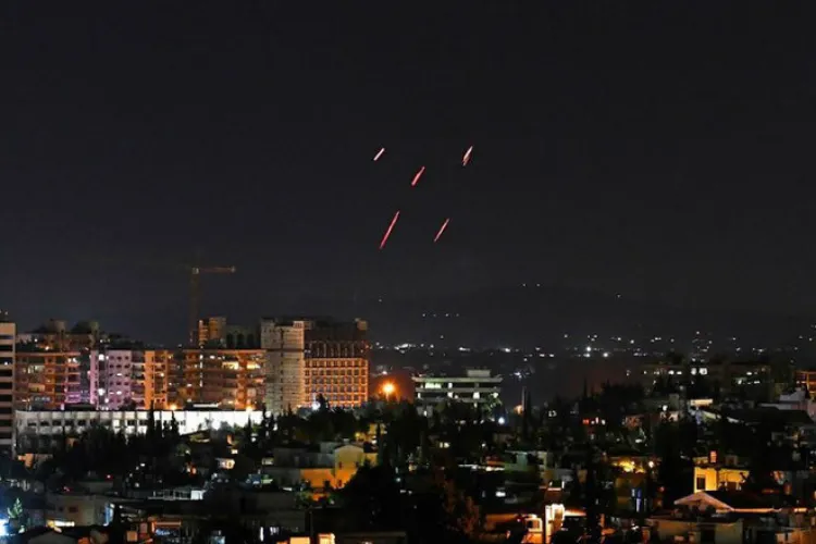 دمشق:اسرائیلی میزائلوں کی بارش، حملے ناکام بنانےکا دعویٰ