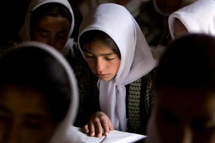 خواتین مخالف طالبان رہنماؤں پر سفری پابندیاں

