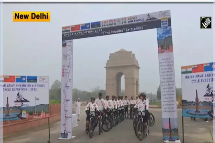 آزادی کے 75 برسوں کی یاد میں دہلی  سے دراس  سائیکلنگ مہم کا انعقاد