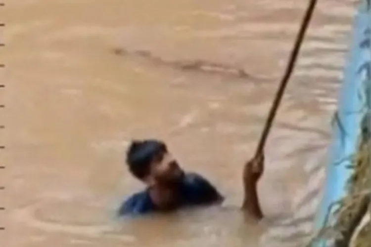 کرناٹک:  سومشیکر نے شریف کو ندی میں ڈوبنے سے بچایا
