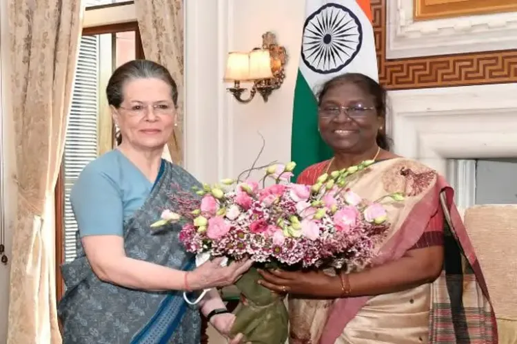 سونیا گاندھی نے کی صدر دروپدی مرمو سے ملاقات