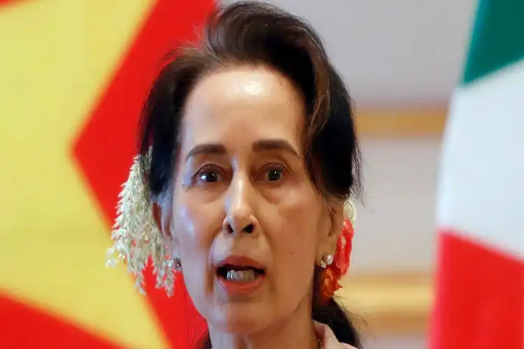 میانمار:آنگ سان سوچی کو 3 سال قید کی سزا

