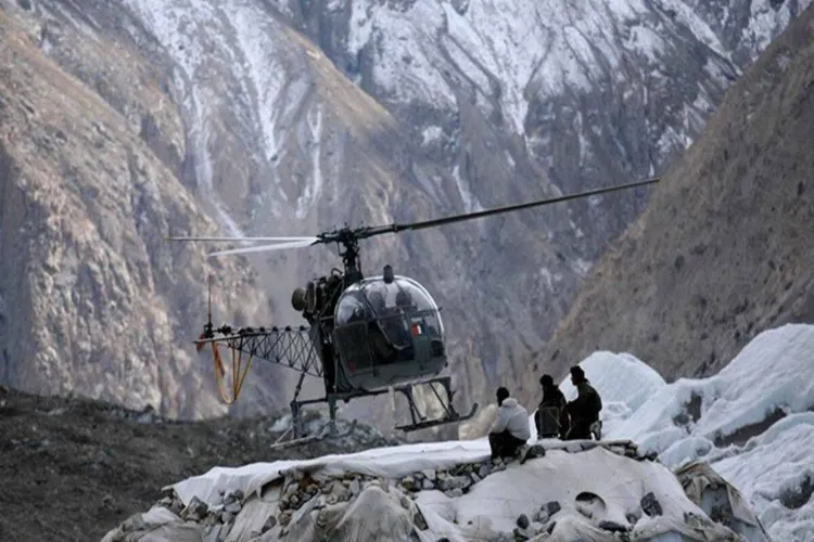  اروناچل پردیش : فوج کا ہیلی کاپٹر گر کر تباہ، پائلٹ کی موت