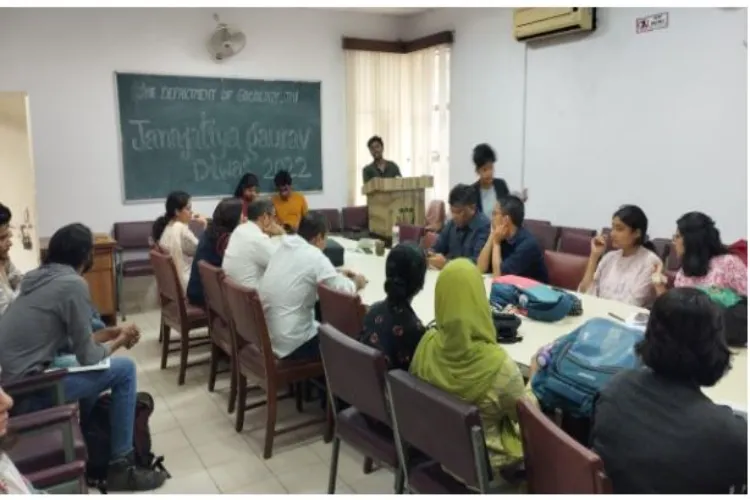 جامعہ ملیہ اسلامیہ میں جن جاتیہ گورو دیوس منایا گیا