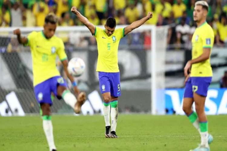 
فٹبال ورلڈکپ: فرانس کے بعد برازیل بھی پری کوارٹر فائنل میں 