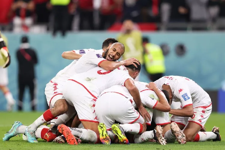 فیفا ورلڈ کپ: تیونس کی دفاعی چیمپئن فرانس، آسٹریلیا کی ڈنمارک کو شکست