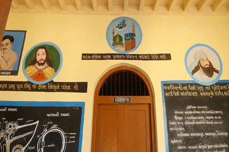 ہندو،مسلم، سکھ، عیسائی اور پارسی کے درمیان اتحاد کا پیغام دینے کو تیار مودی کا اسکول

