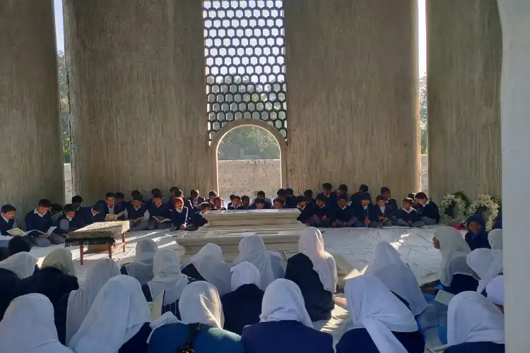 جامعہ ملیہ اسلامیہ نے منائی ڈاکٹرذاکرحسین کی 126ویں سالگرہ

