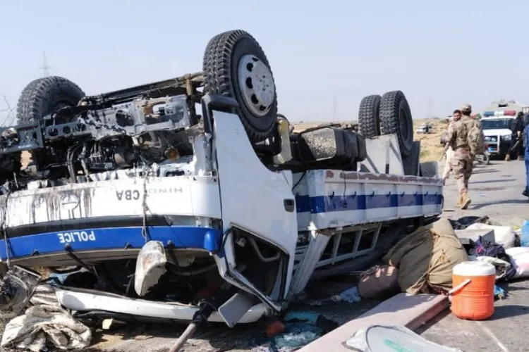 بلوچستان میں پولیس ٹرک پر خودکش حملہ، 9 ہلاک
