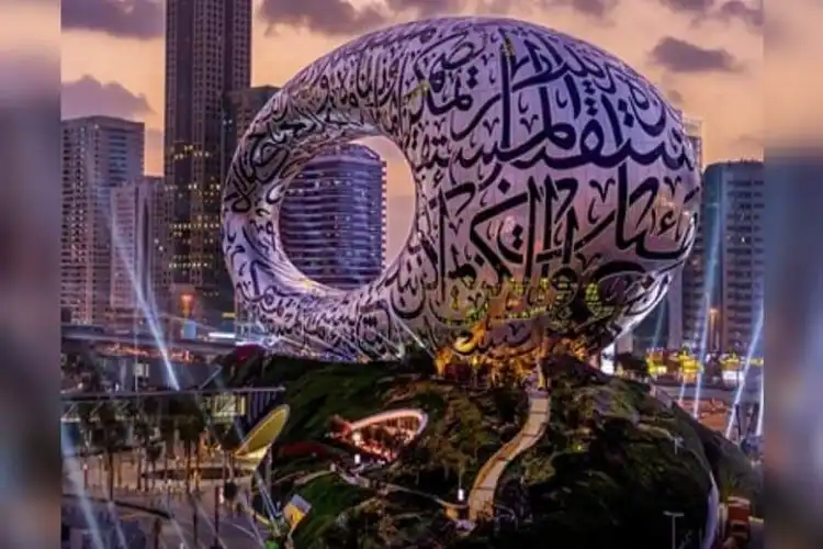 یواےای:اماموں، مبلغین، مؤذ نین، مفتیوں اور مذہبی محققین کو گولڈن ویزا

