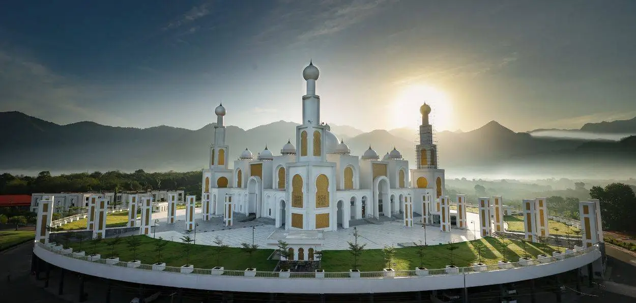 کالی کٹ نالج سٹی : جدید طرزاوردلکش خطاطی کے سبب منفرد اورتاریخ ساز مسجد