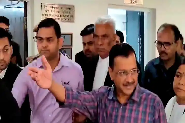 شراب گھوٹالہ: کیجریوال کے خلاف چارج شیٹ داخل