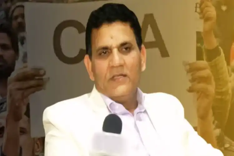 ہرمسجد، درگاہ میں مندر ڈھونڈنے سے ملک کی ترقی متاثر ہوتی ہے: پیارے خان