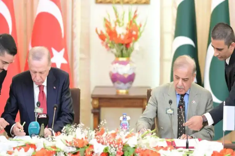 ترک صدر کا دورہ پاکستان:24معاہدوں پر دستخط