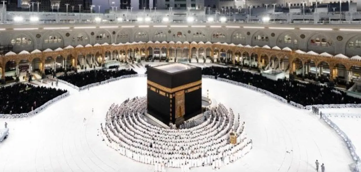 مکہ :پرمٹ کی پابندی‘ مسجد الحرام میں عازمین حج  کا طواف آسان 