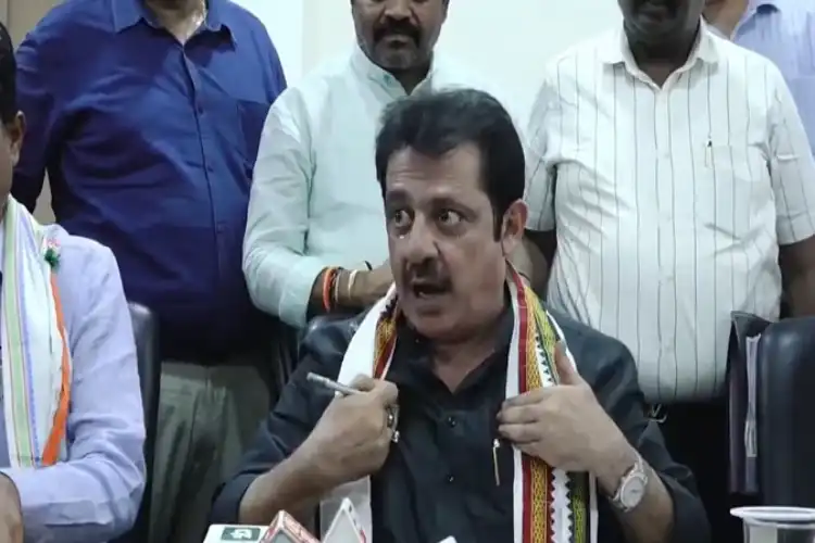 کرناٹک کے وزیر نے پی ایم مودی اور امت شاہ سے مانگا بم،جانیں کیا کریں گے؟