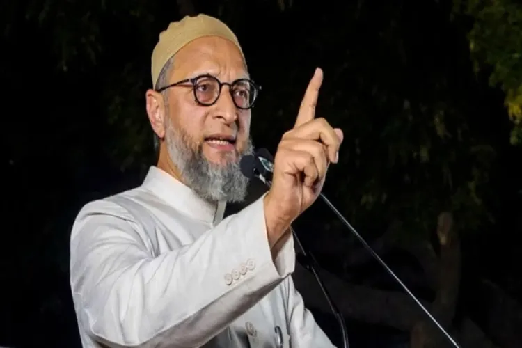 اویسی نے پاکستان کے ساتھ ساتھ بنگلہ دیش کو بھی نشانہ بنایا