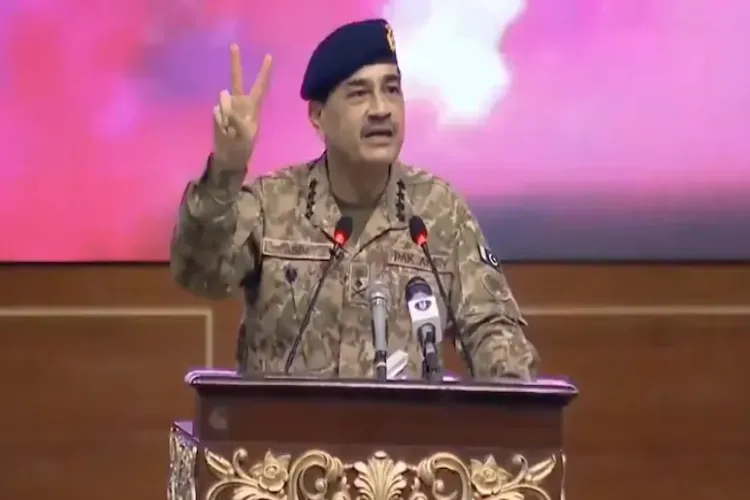 جھوٹ بولنا پاکستان  کے کردار کا حصہ ہے: ریٹائرڈ جنرل نرمل چندر وِج