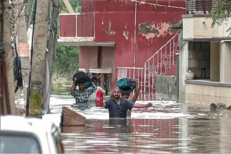 بنگلور : موسلا دھار بارش سے تباہی