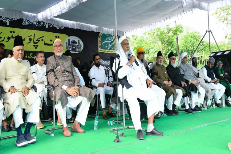 وقف کا احتجاج مودی حکومت کے خلاف، ہندو برادری کے خلاف نہیں:  پرسنل لاء 