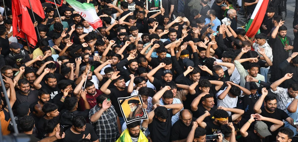 سری نگر میں محرم کے جلوس میں ہزاروں افراد کی شرکت