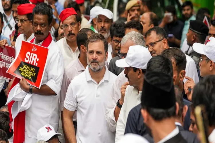 بہار میں راہل گاندھی کی  'ووٹ چوری' کے خلاف مہم
