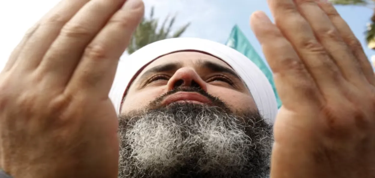  اسلامی اخلاقیات اور کردار کی تلاش