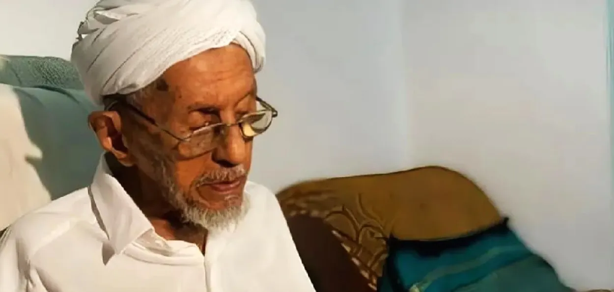 کیرالہ ۔ سو سالہ عبداللہ مولوی کیوں اور کیسے بنے ڈیجیٹل خواندگی مہم کے نمایاں چہرے 